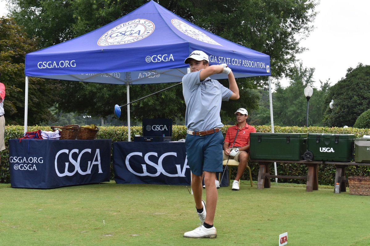 GSGA's tweet photo. Luke Dasher of @GolfFpd is our leader and gets his second round underway at the #GeorgiaAmateur Championship! He captured the #GSGAJunior Championship at @RivermontGC earlier this summer!

Pairings/Scoring ➡️ https://t.co/ojACtceq9w https://t.co/56n35evs0s