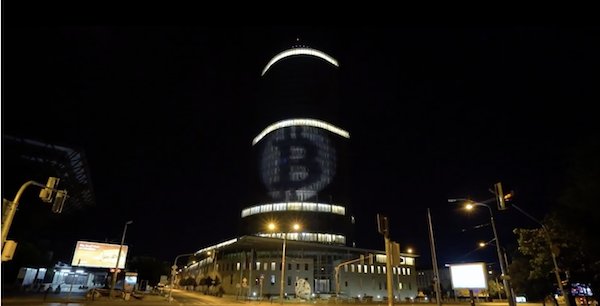 HodlModel's tweet photo. Shout out to Slovak brothers who've projected a #Bitcoin symbol onto the building of The National Bank of #Slovakia yesterday!

#EnlightenTheBanks #GuerillaMarketing https://t.co/xCvcLRH42m