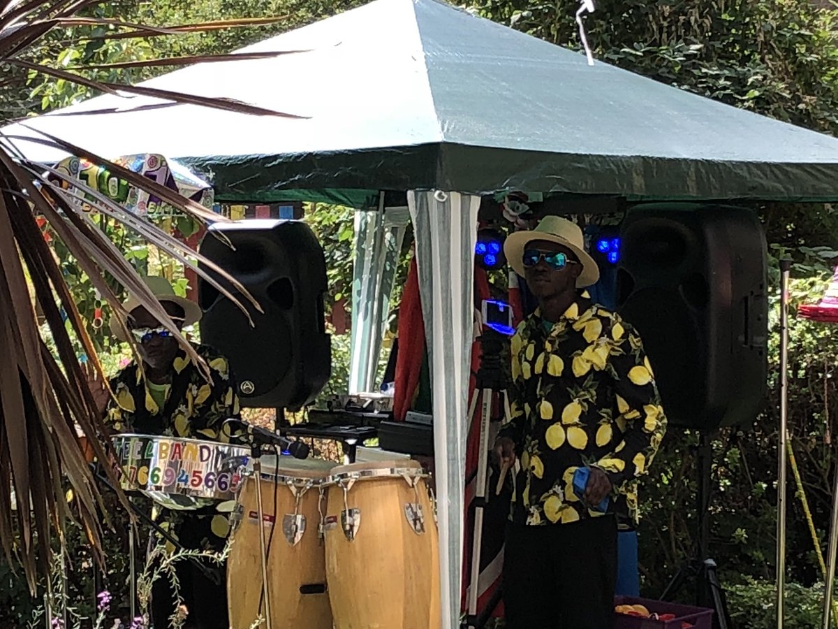janeporter01's tweet photo. Proud to be celebrating 10 years of delivering care services at Sycamore Lodge Acton. If only you could hear the wonderful music we are all enjoying. https://t.co/iAQczpsgup