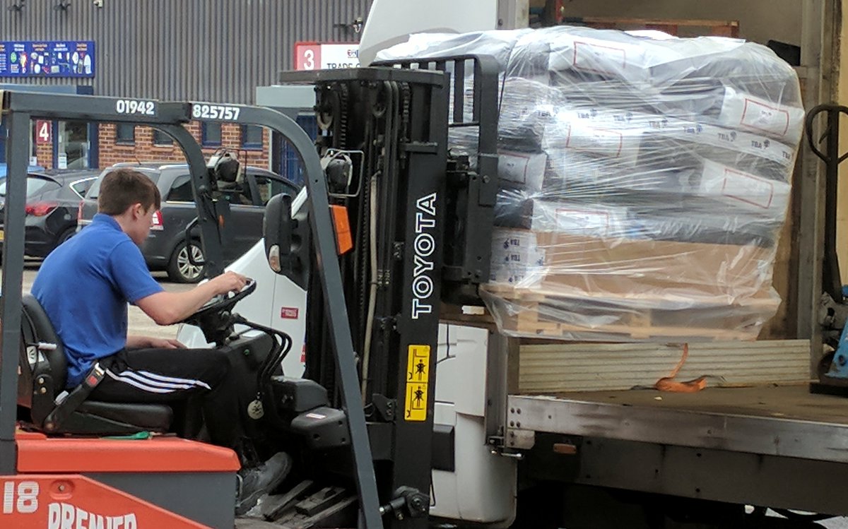 TBA_ps's tweet image. #ECP110 #conductivePP from #TBAProtectiveSolutions has been used to make #dynamitetubes #livinghingeboxes #enclosures #antistatic #nonwovens for #filters in #ATEXenvironments . Complies with #BSEN61340 + #ATEXrequirements