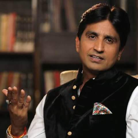 crazybhairav's tweet photo. यदि अंधकार से लड़ने का संकल्प कोई कर लेता है; तो एक अकेला जुगनू भी अंधकार को हर लेता है।
@DrKumarVishwas https://t.co/KTE3SfO8J5