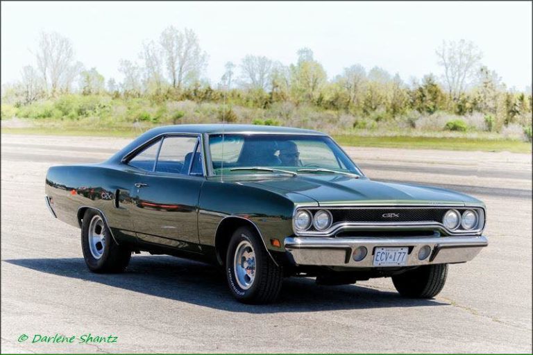 SummitRacing's tweet photo. Only three more rides to vote on including...Dave’s 1970 Plymouth GTX! Like and/or comment to cast your vote! #50YearsOfSummit #FanRide https://t.co/I1Hhaw1bhE