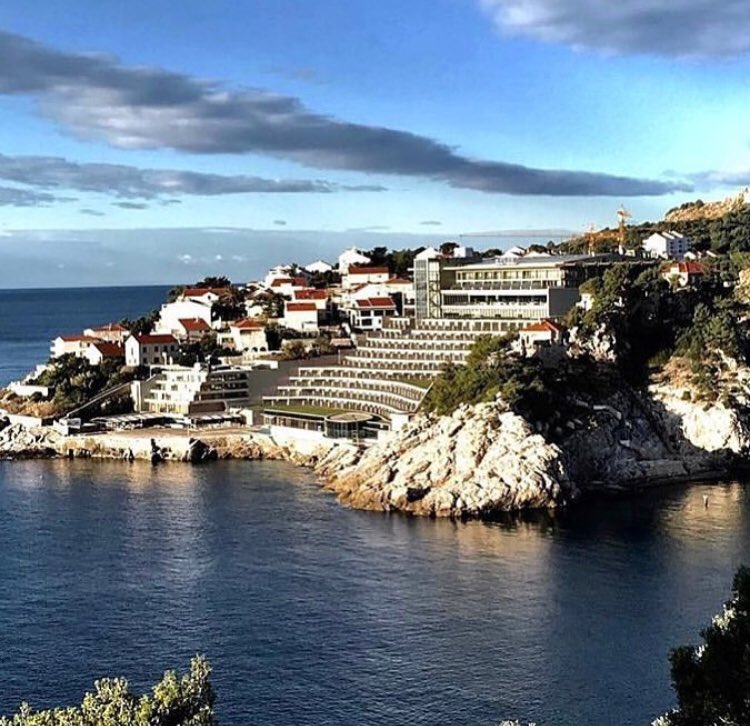 MeritLibertas's tweet photo. Hello from Dubrovnik 💕 
Merit Casino Libertas is located under Rixos Hotel and invites you for enjoyable times! Have a nice weekend! 🎈@meritcasinos 
#meritcasinolibertas #meritinternational #meritcasinos #croatia https://t.co/dSOM2jikcs