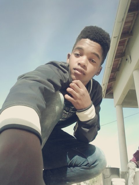 vannespha's tweet image. #ProudAfricanSkin why not