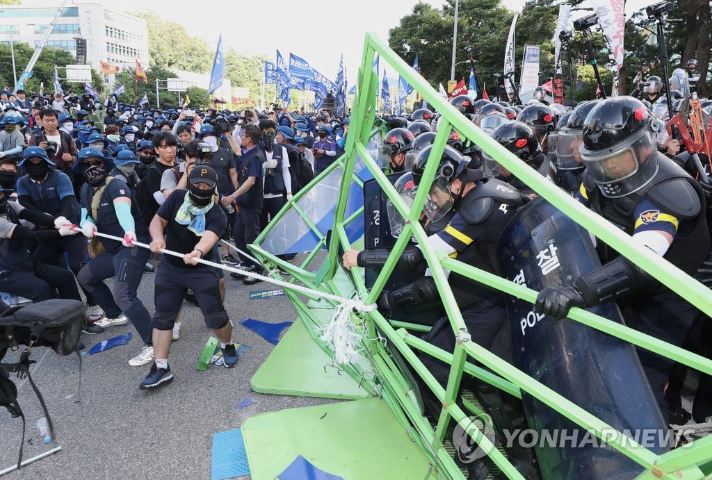 사진만 보고 참정때 자료화면인줄 알았는데 세상에 오늘이라네