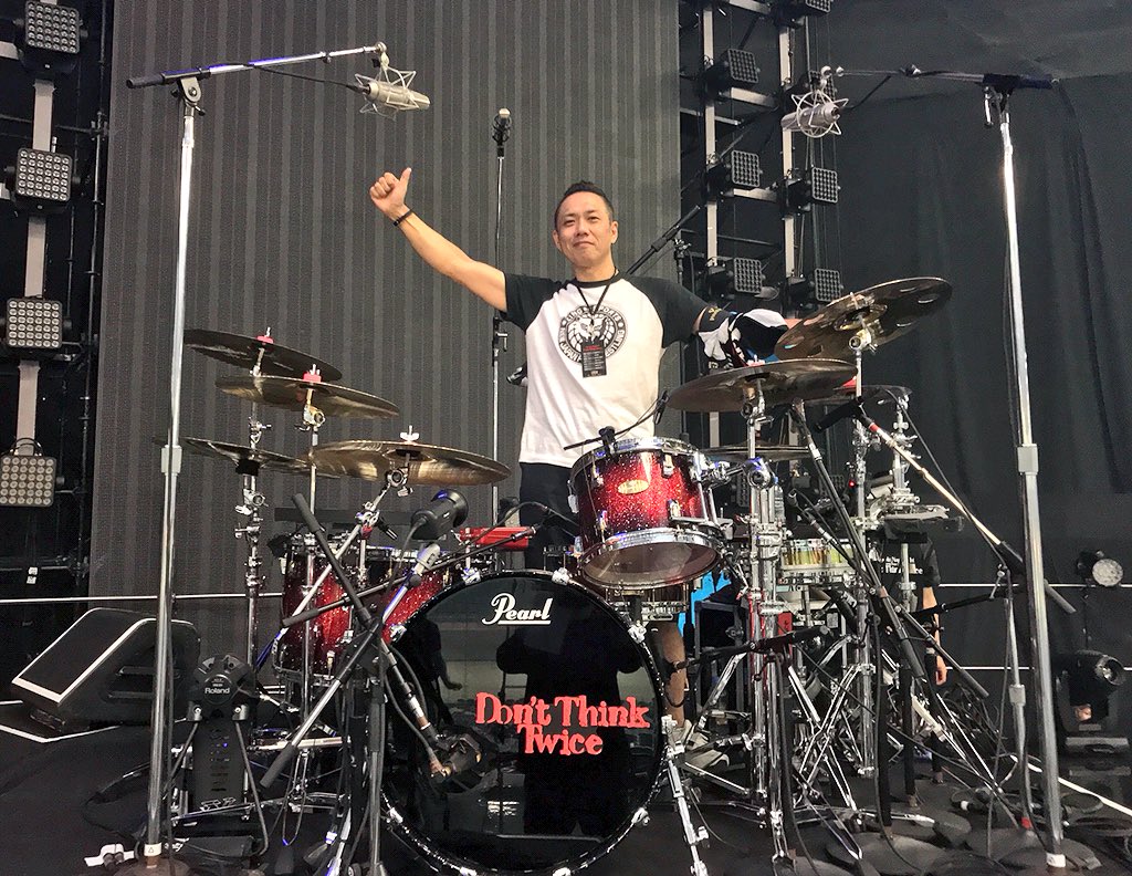 公式 パール楽器製造株式会社 Sur Twitter 先日は日本武道館へ行っていました 長渕剛さんでドラムは矢野一成 さんです 今回のツアーから導入しているmasterworksのセットは 矢野さん曰く Reference Pureのように音の分離に優れるというよりはセット全体が塊のよう