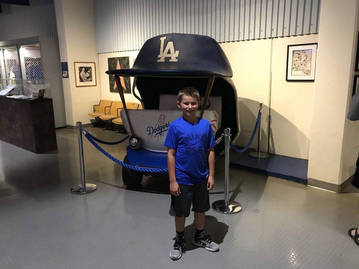 PrestonBSBL's tweet photo. @Cubs at @Dodgers game on 6/23/18. #PreGameTour #Dodgers #DodgersBaseball #Cubs #cubsBaseball @bobbycrosby @FilmsDodger @javy23baez @warstic #MattKemp #Warstic #WarsticBaseball @qualityatbats #LAdodgers #DodgerFilms #MoneyBallSteve #LA @MLB @MLBNetwork https://t.co/FoZuWEGhbI