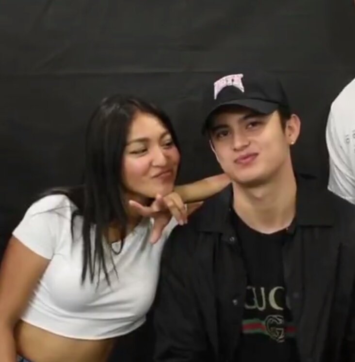 BaeconGirl's tweet photo. the way they look at each other when the other one is not looking

#dafBAMA2018Nadine https://t.co/fpBzx6R05P