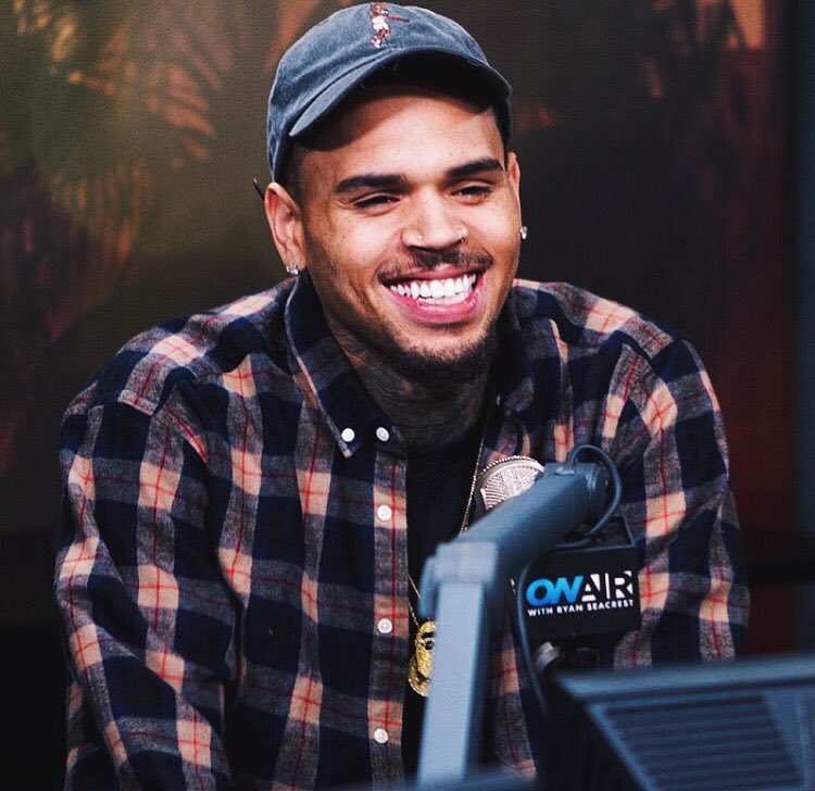 FentyChart's tweet image. Artists with more videos with +100M views on YouTube:

1. Rihanna - 43
2. Nicki Minaj - 42
3. Chris Brown - 40
4. Ozuna - 40
5. Justin Bieber - 38