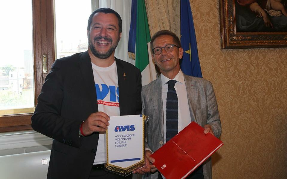 Donare il sangue è un gesto gratuito, che salva una vita e fa bene a chi dona. E tu cosa aspetti??? #Avis @avis