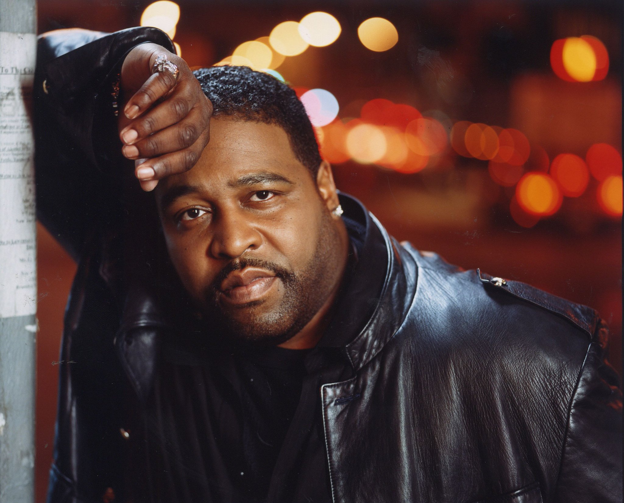 Happy Birthday to the late great Gerald Levert. He would have been 52 today. 