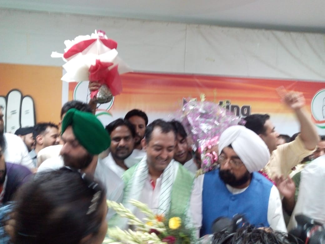 TarunjitSBanny's tweet image. #minoritydepartment #statemeeting feciliated by janab @AliMehdiAdv under auspicious presence janab @nadeeminc @INCIndia @RahulGandhi @ajaymaken @ArvinderLovely @INCDelhi @ajmjoshi @PraveenaLeo @shubhpilot @divyaspandana @kamalpreetkohli @nikitachat74