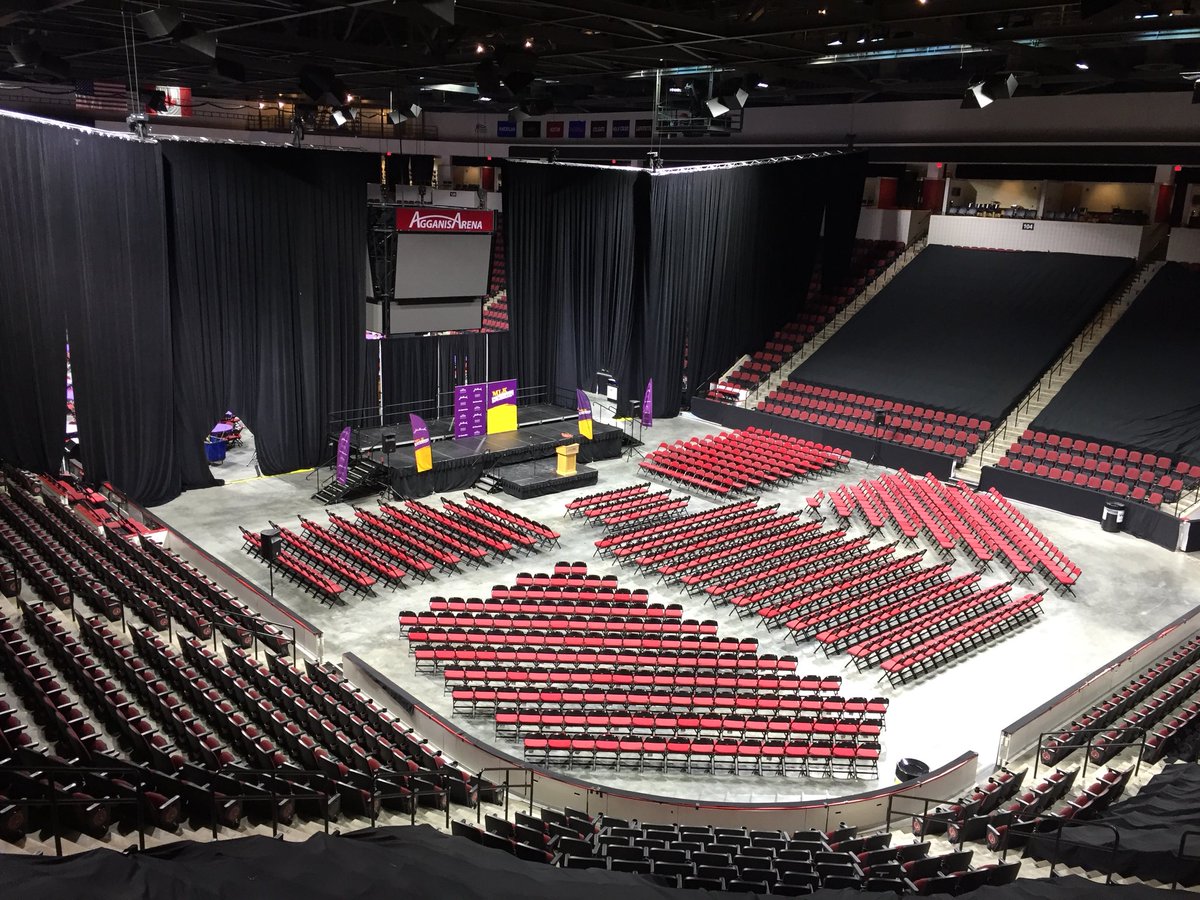 SinanZerbe's tweet photo. Thank you @johnhancockusa, @BU_Tweets and @AgganisArena for supporting &amp; hosting the 2018 MLK Scholars Program - Mayor Menino Leadership Forums. 
@BLS_Athletics @bostonlatin https://t.co/j7fC3upfdb