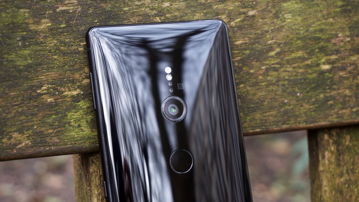 TechAllNews_'s tweet image. Sony Xperia XZ3 could have four cameras with two on the front and two on the back.

#FridayThe13th #NationalFrenchFryDay #FridayFeeling #BringTheNoise @TechAllNews_