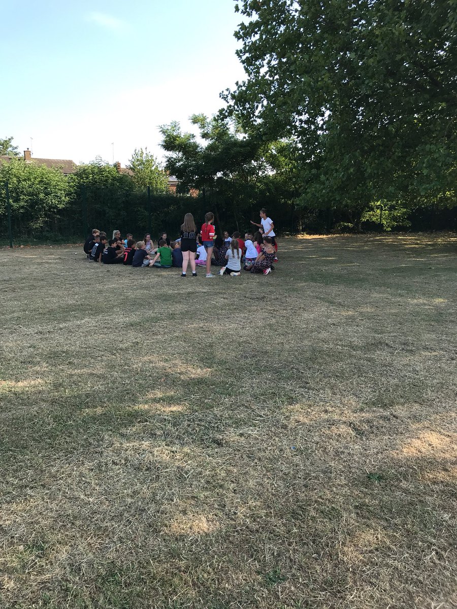 Highlees's tweet photo. All enjoying chill time before dinner for our Year 6 sleepover #70things @hefedacademy @T_E_F_L_A https://t.co/1dgYFEM1hc