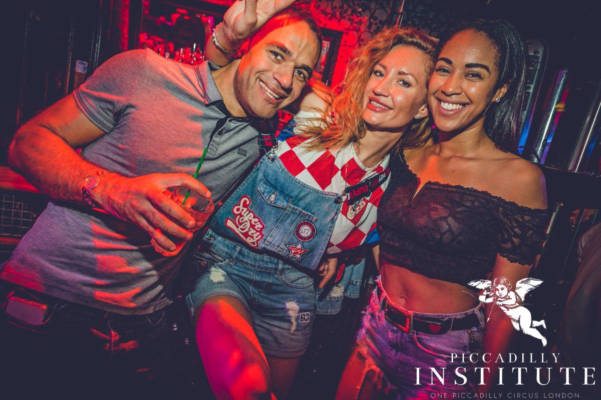 PiccadillyIn's tweet photo. Time for the weekend celebrations to start! 🎉🎉🎉
Get down to Piccadilly Institute for one incredible night!
Get in touch for all last minute Bookings &amp; Tickets ---> https://t.co/lN8qtdorus https://t.co/3DeX6ycgph