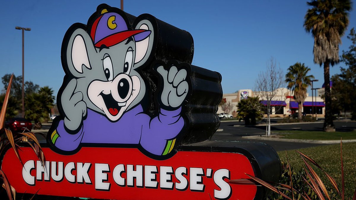 Chuck E. Cheese's is offering a better "Pay Your Age" deal TODAY. bit.ly/2mduPCX?utm_so… https://t.co/lrD3G0RJM6