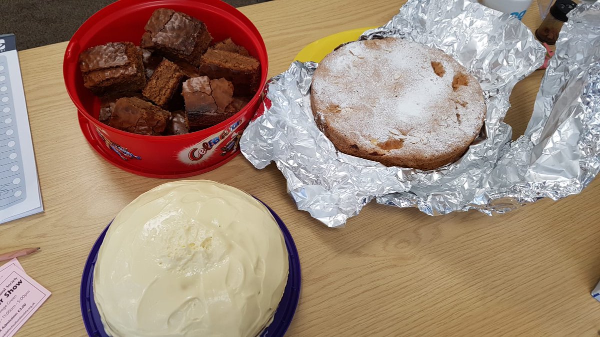 AlexCoop9's tweet photo. Thank you to all colleagues who kindly took time out to bake cakes for the Ainsdale Horticultural Society Summer Show. Also a big thank you to Ainsdale local co-op food store who kindly donated cakes too. @CoopFuneralcare https://t.co/Ansrpml7JV
