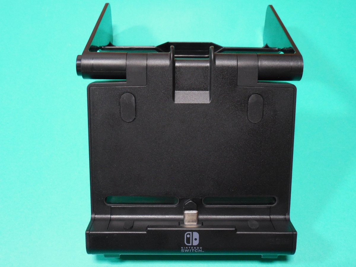 Naruki Twitterissa Hori テーブルモード専用 ポータブルusbハブスタンド For Nintendo Switch Nsw 078 そのままだと開かないように固定されてるのでヒンジ部分のサイドのボタンを押しながら10度ずつ開閉 折り畳んだ時に端子部が保護されるのが良い点かと T Naruki Twitterissa Hori テーブルモード専用 ポータブルusbハブスタンド For Nintendo Switch Nsw 078 そのままだと開かないように固定されてるのでヒンジ部分のサイドのボタンを押しながら10度ずつ開閉 折り畳んだ時に端子部が保護されるのが良い点かと T