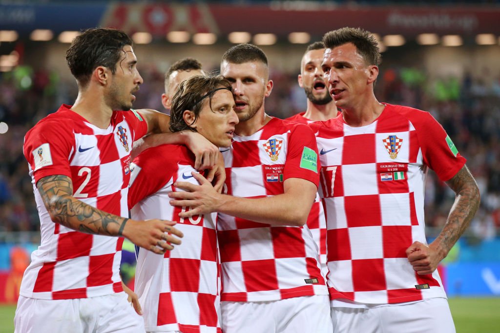 Izdvojili smo tri razloga zašto #CRO zaslužuje biti svjetski prvak 🏆!

1. Kolektivna motivacija 🙌🙌🙌
2. Čudesan karakter 💪
3. Samopouzdanje 🔝😁

👉fifa.to/jEIauCE5vO
