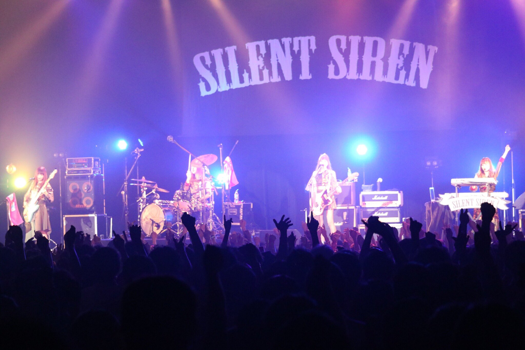 ミュージック SILENT SIREN LIVE TOUR 2018 @ Toyosu Pit Blu-ray & DVD「天下一品 presents SILENT SIREN LIVE TOUR 2018
