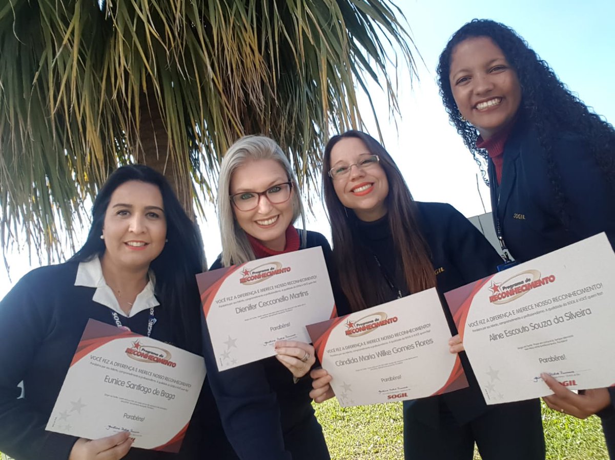 SOGIL_Oficial's tweet photo. #ElogioDeCliente 👏🥰
A equipe de atendimento da #SOGIL ganhou certificado de reconhecimento pelo elogio recebido: "Quem está por trás das redes sociais são pessoas muito dedicadas e educadas. Atendimento excelente. Parabéns!" #Reconhecimento #BomAtendimento #ClienteSOGIL https://t.co/lKqSE8hOg2