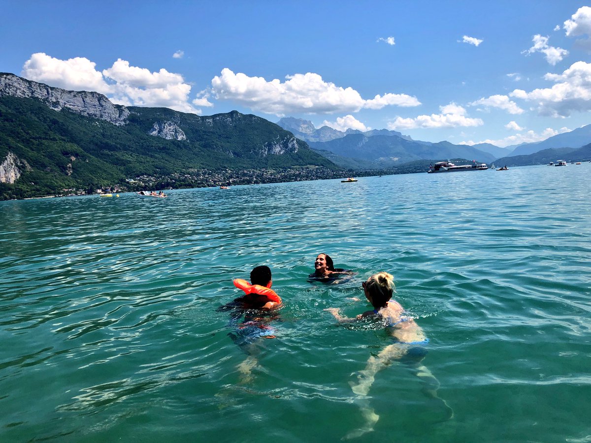 Having a gorgeous time with my pals <a href="/ellihosier/">Elli Hosier</a> <a href="/KTmoya/">Katie Moya</a> <a href="/Cecil_jee/">Cecil Jee Thomas</a>