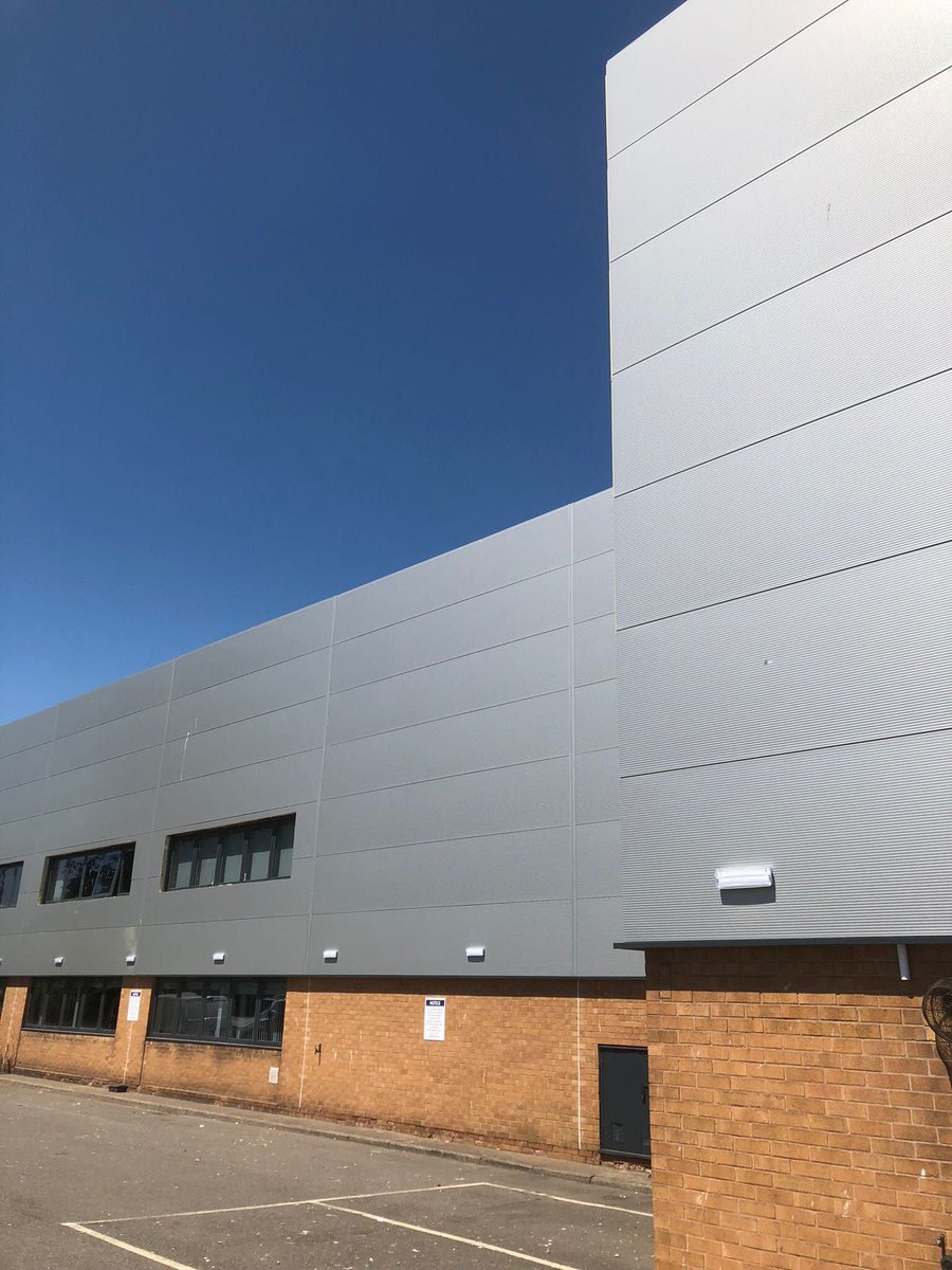 An outstanding install by our cladding team in Leicestershire, would you like to have the Central Experience? 

Please get in touch, enquiries@centralroofing.co.uk

Take No Risks. Go Home Safe!