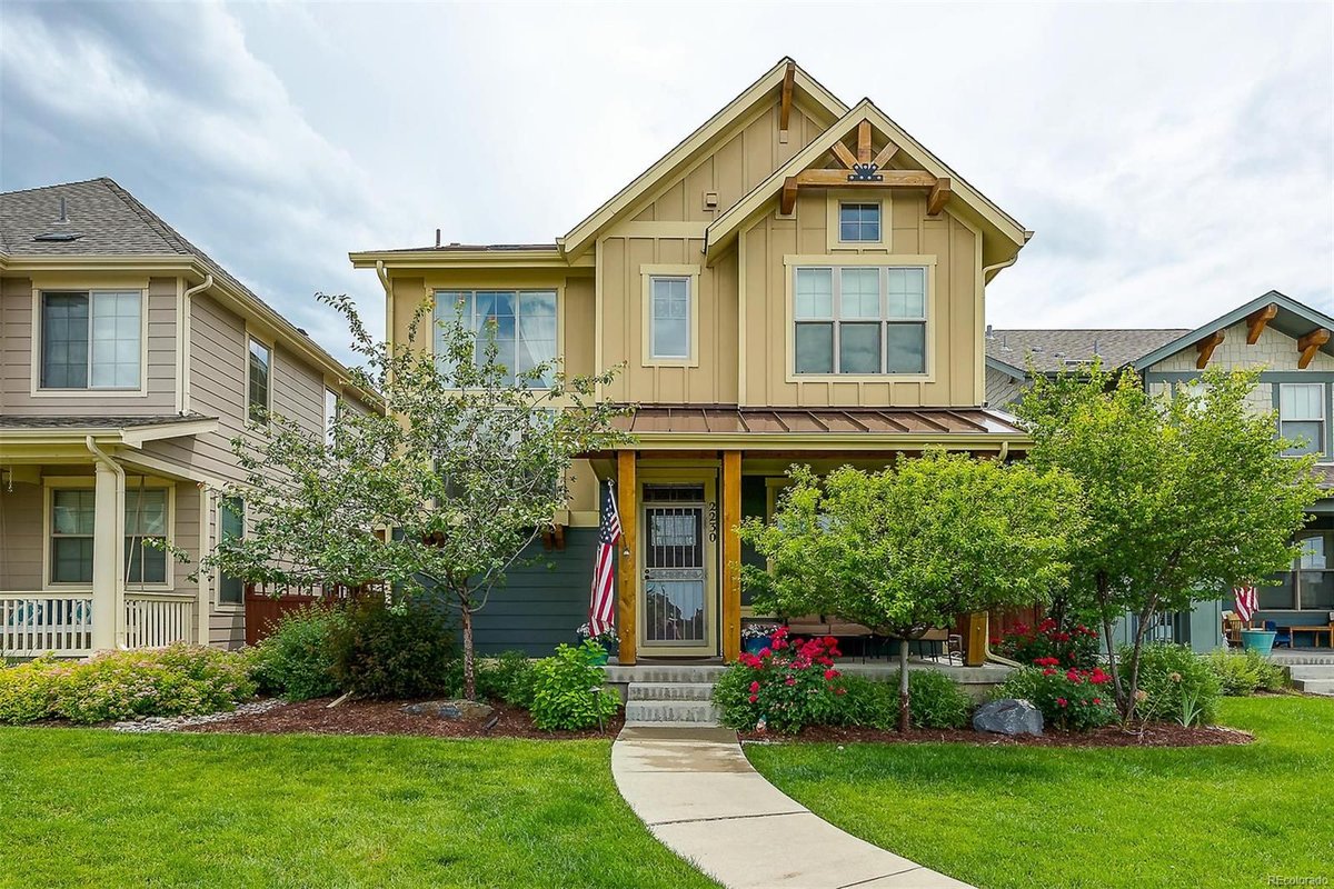 jpindenver's tweet photo. Happy Friday the 13th! This week's update includes 13 new listings and some builder updates, including available lot maps, floor plans, pricing, and more!
https://t.co/EKPnBmyzXX https://t.co/guJlapZbtR