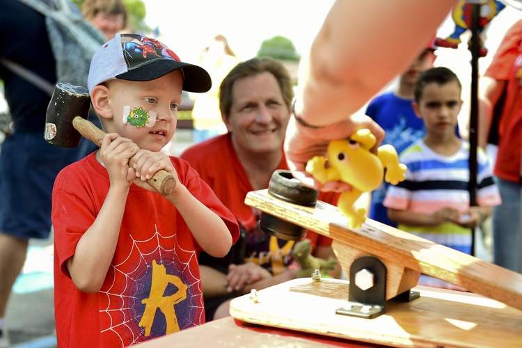 LaneyLegacyHope's tweet photo. It is our fighter Riley’s dream to meet his favorite WWE superstars! Help us make his dream come true in Reading, PA! @WWERomanReigns @ShinsukeN @FightOwensFight @WWEDanielBryan @BraunStrowman @fightbobby @WWERollins @HEELZiggler https://t.co/N1yssEFYKD