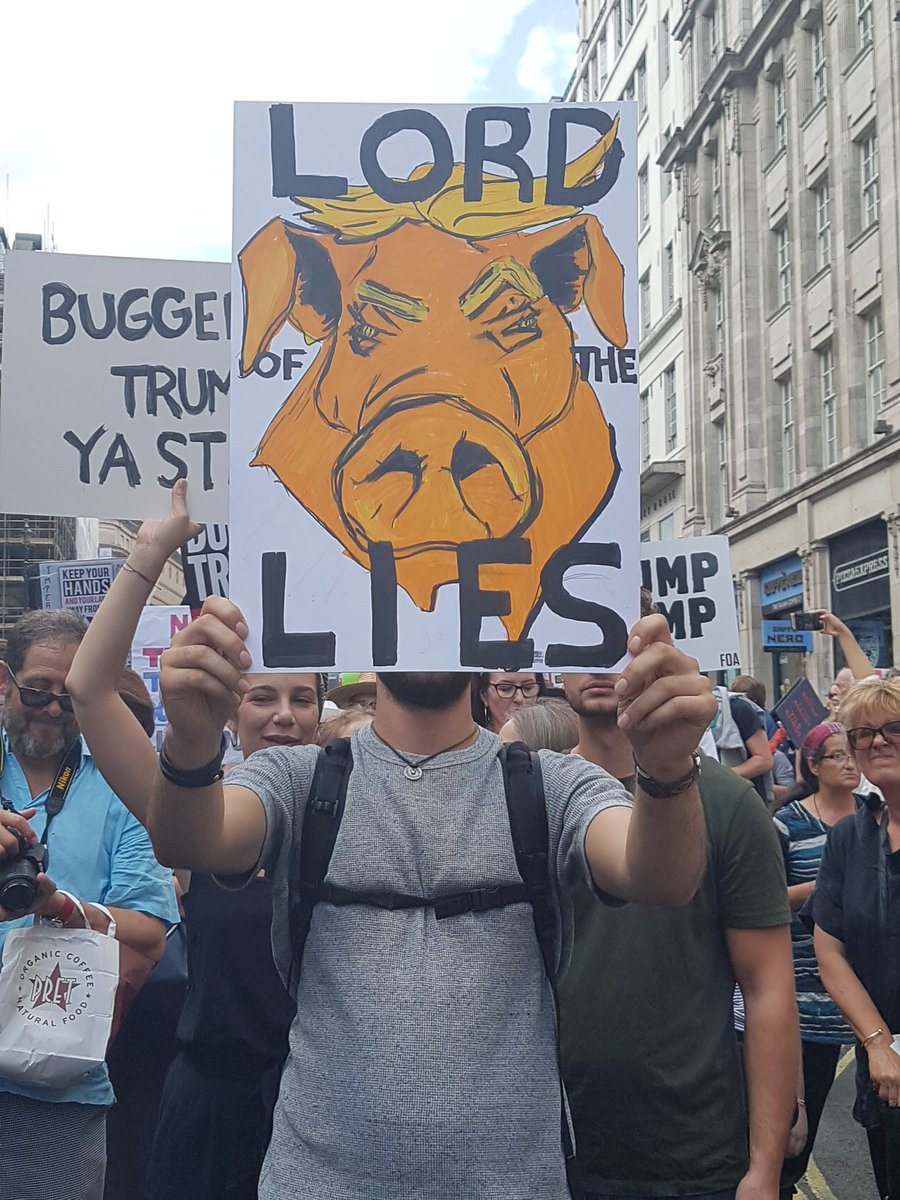 Sister_Alia's tweet photo. #DumpTrump #SlumpTrump
Say
NO TO ISLAMAPHOBIA
NO TO RACISM
NO TO TRUMP
London United https://t.co/dtqyAGiOYF