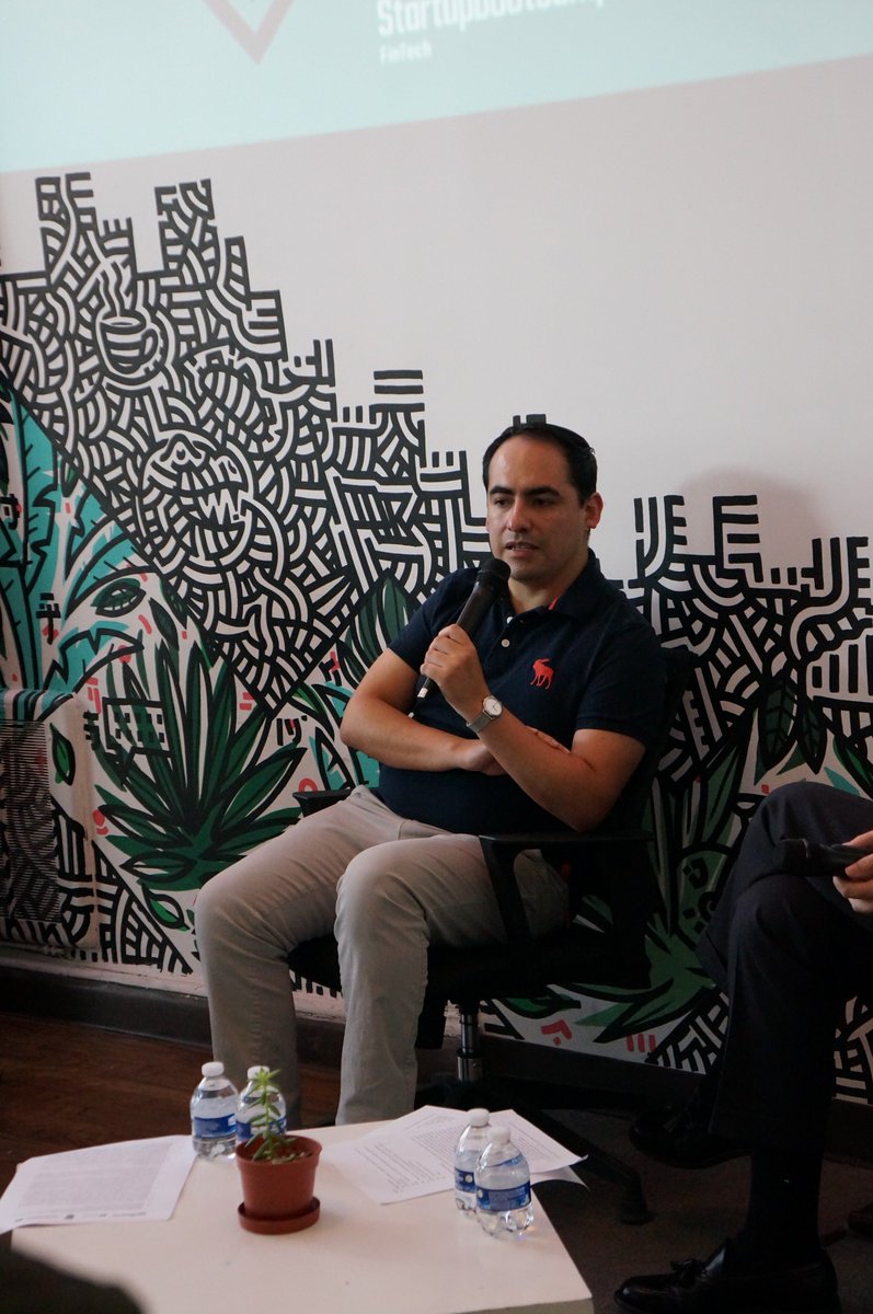 sbcFinTech's tweet image. &quot;It has become much easier for #FinTech entrepreneurs to collaborate with banks and financial institutions, but as an innovation program, catalyzing this collaboration is our great mission&quot;: @edmorelos, Program Director #sbcFinTechMX presenting our first #sbcFinTechReport