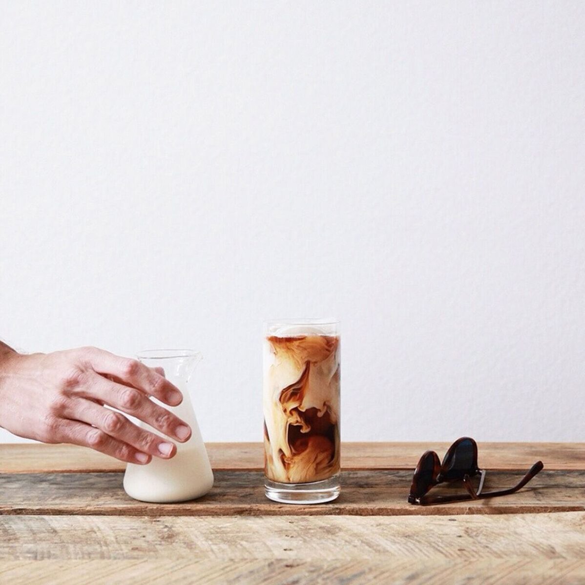 We all need a little somethin' somethin' to get us through the rest of the week. Cut your cold brew with some of our New Zealand Dairy or Plant Based Vegan powders ☕️ Healthier than creamer, you'll get a smooth taste packed w nutrients kuranutrition.com/collections/sh…