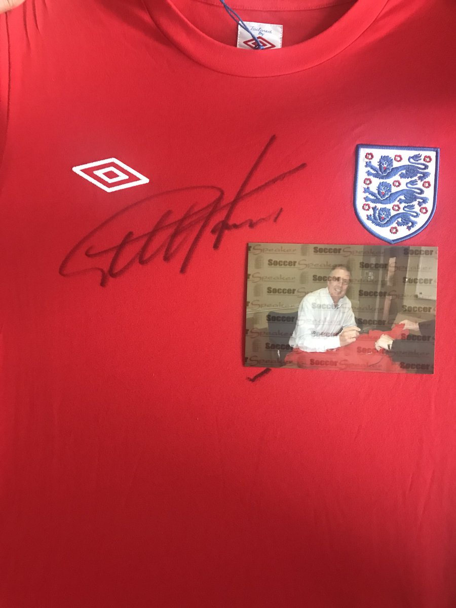 England might not have won the World Cup 2018 but Sir Geoff Hurst did in 1966 to win this signed shirt follow <a href="/soccerspeaker/">Soccer Speaker™</a> and RT this tweet #Englandworldcup #1966 #WorldCup⁠ ⁠⁠ ⁠ #WorldCupFinal⁠ ⁠⁠ ⁠ #WorldCup2018 #EnglandSquad