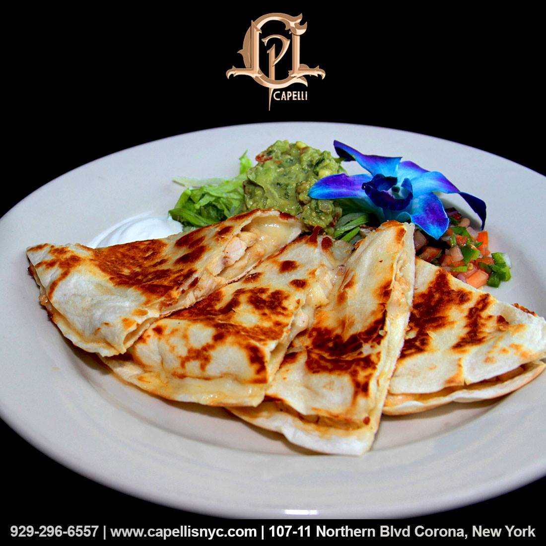 capelliscafe's tweet photo. Do you want to enjoy a great #Dinner with your friends? Come to #CapellisCafe and share the best of our menu #Friday #cuisine #food #gastronomy #internationalmenu #latincuisine #variety #corona #queens #restaurant #cafe #lounge #bar #newyork https://t.co/pDBZvGJd18