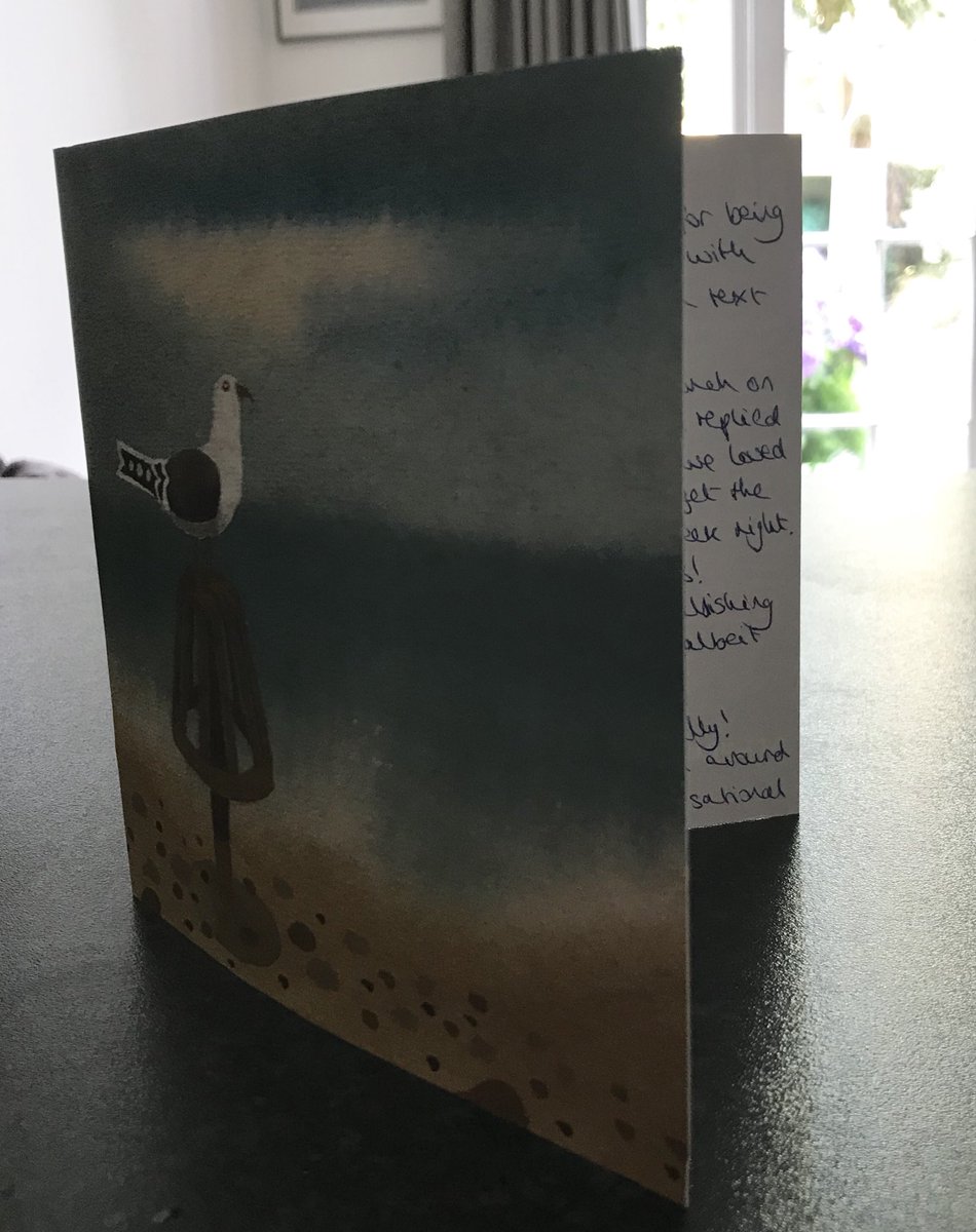 hannahscottuk's tweet image. Receiving an unexpected text from an old friend you haven’t been in touch with for ages is nice but receiving an unexpected handwritten card in the post is SO MUCH NICER! 😍 #putpentopaper (cc @letterappsoc)