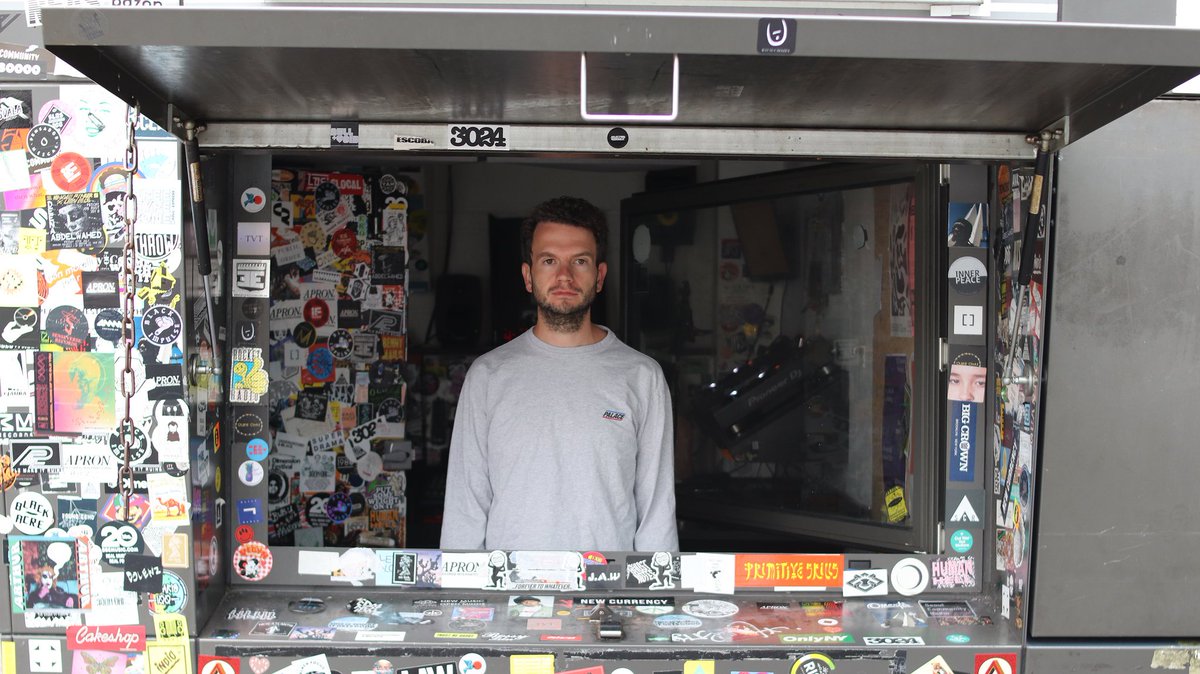 Gramafilm's tweet photo. Highlight on the speakers this week got to be @D0YoU with @Lukid on @NTSlive 🔥🔥🔥 - https://t.co/Cejms6Y4SK https://t.co/4sT6s4DENM