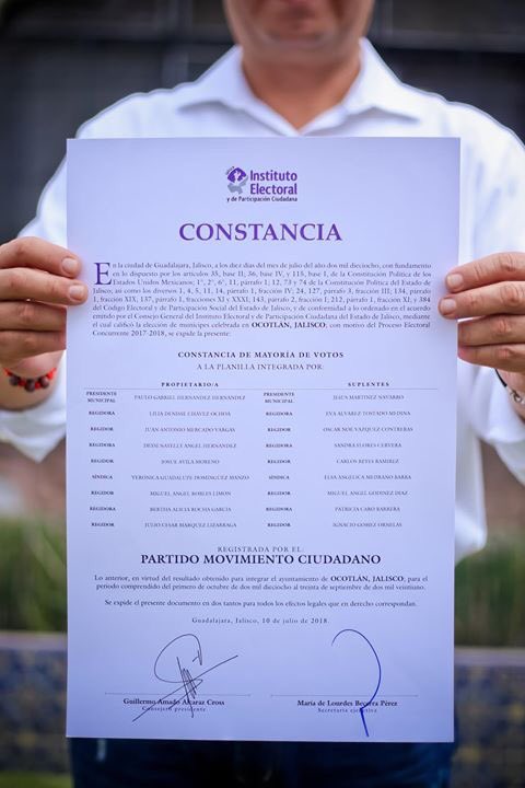 Este papel es gracias al trabajo y esfuerzo de cada uno de los ciudadanos libres que han creído en nuestro proyecto y que ahora me convierte en el primer #PresidenteReelecto de #Ocotlán