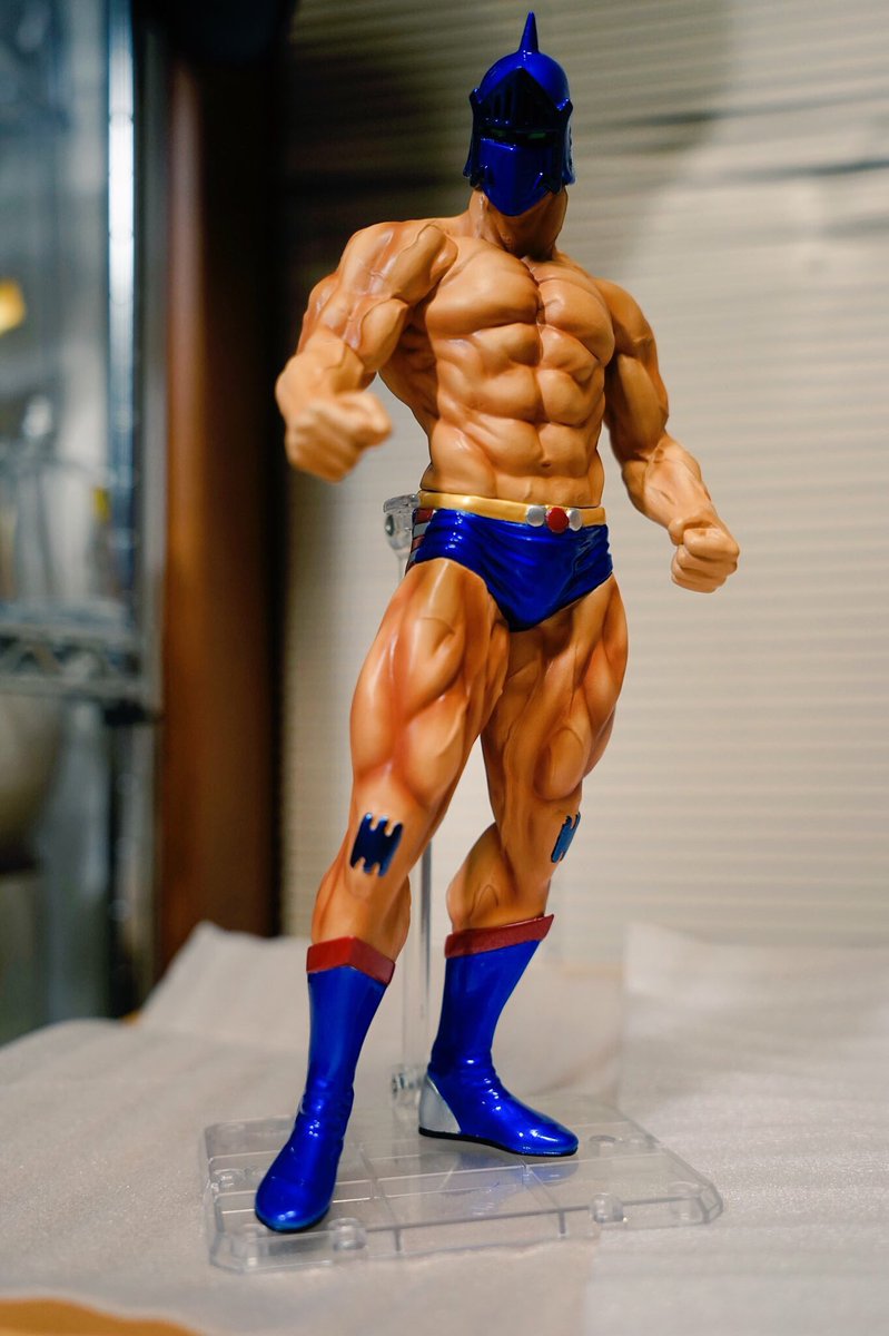 NEUER_GESPENST's tweet photo. 一応一眼でも撮影したものを挙げておこう
なかなか筋肉のカットの陰影の強調のシャドウ吹きはうまくできたと思ってる
写真よりも現物の方が映えるので是非ジムで筋トレのついでに見てやってください
#CCP肉 #MIDX https://t.co/lUbvLXobo0