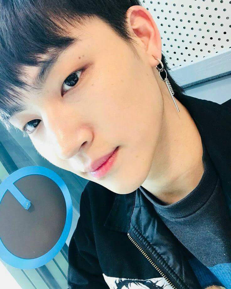 SLooklem's tweet image. ถ้า"คนชิค"จะหล่อแบบนี้ ฆ่าฉันดีกว่า555+  #JB