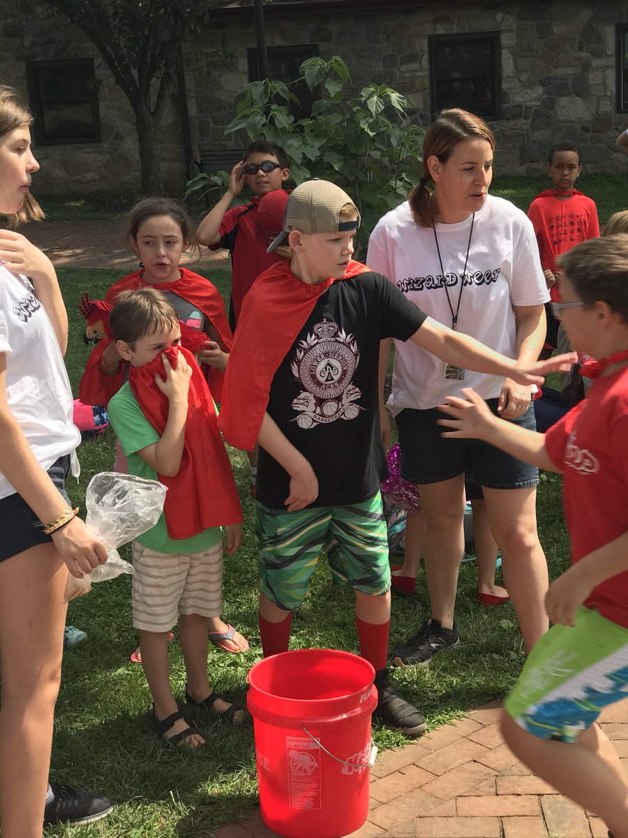 teach_kb's tweet photo. Dragon hunt is a success @ #WizardWeek https://t.co/R0qzsWS3wd