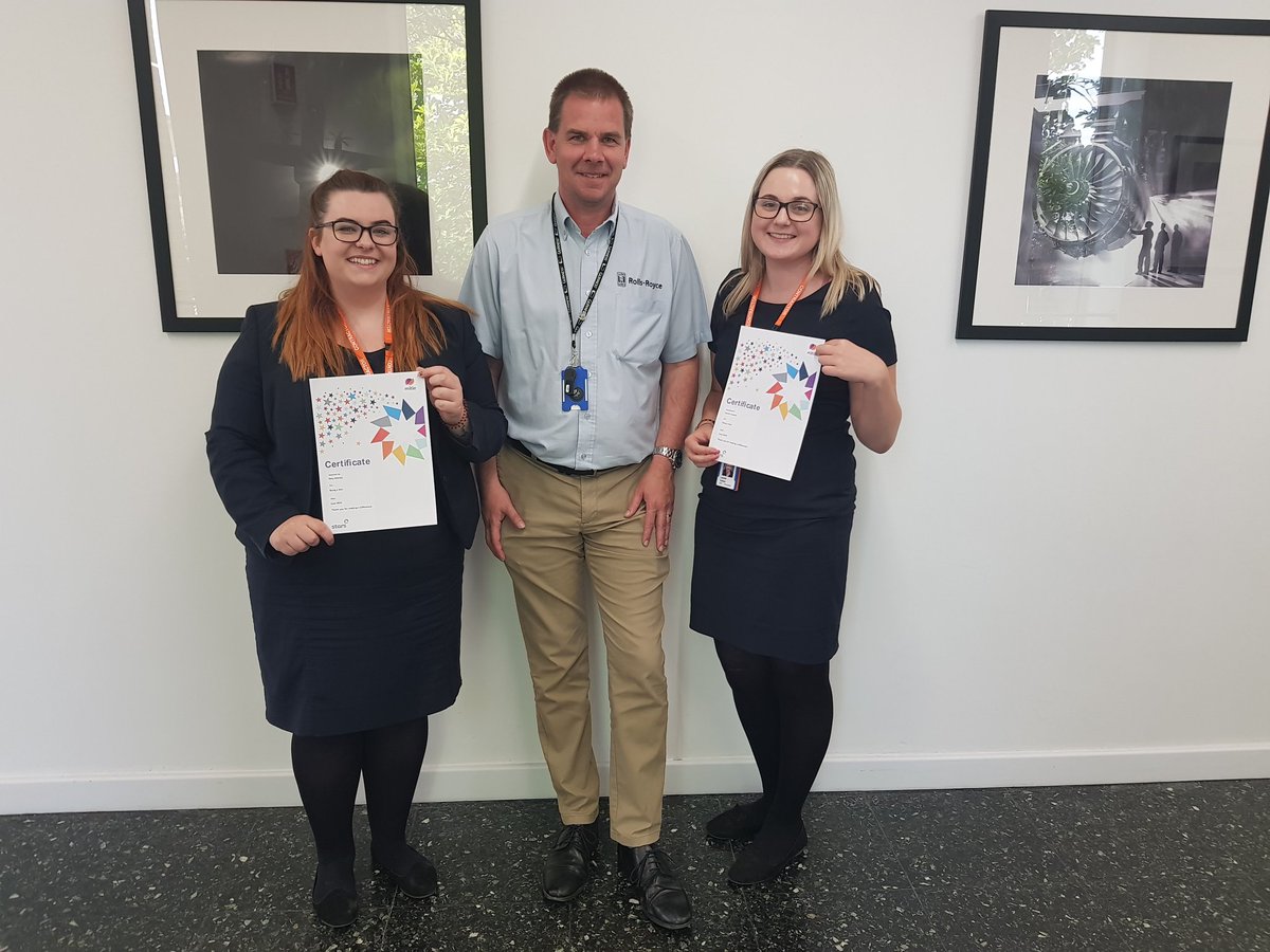 nicole_bill's tweet photo. Lauren and Becy receiving their stars from the RR Client who nominated them for consistently going over and above to help him and make his job easier. #authenticservice #mitiestar @1teamFOH @1teamcomms @Signature_FOH https://t.co/nw8qTbX35e