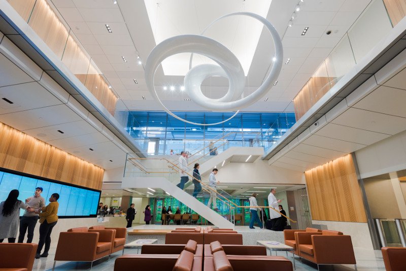 nyulangone's tweet photo. We’re excited that our Science Building was named @ENRNews New York’s Best Project in the category of Higher Education/Research! The 10-story space is part of our transformation, and provides a gateway to research & education. https://t.co/pWZXRn0K5x (Artist credit: Mariko Mori) https://t.co/xBlmbJ6hrJ