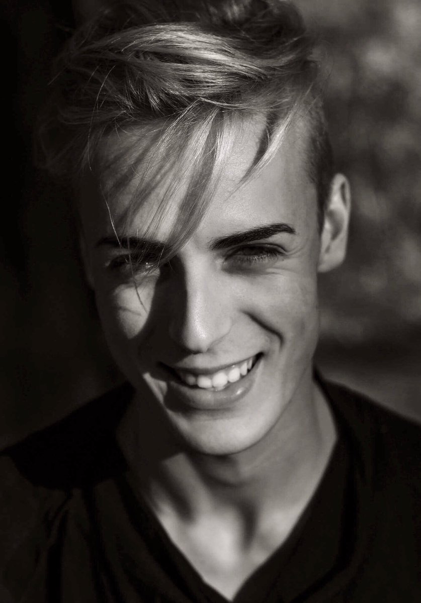 Trust me, you’ll want to read this!

The exact location of your happiness

dillonhenwood.co.za/2018/07/13/the…