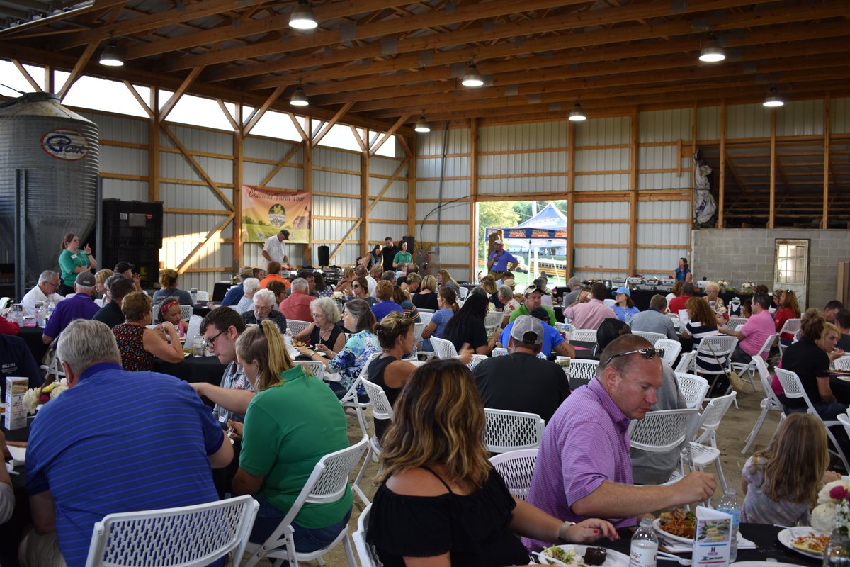 Photos from the #ChamberFarmTour: facebook.com/pg/wcacc/photo…