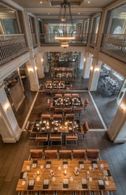 Getting the family together for dinner? Our children's menu has something for even the pickiest of eaters. From hotdogs to mini cheeseburgers, your family will leave satisfied! There's also an array of bubbly sodas and juices for the kiddos! #familydinner #welovekids #livingston