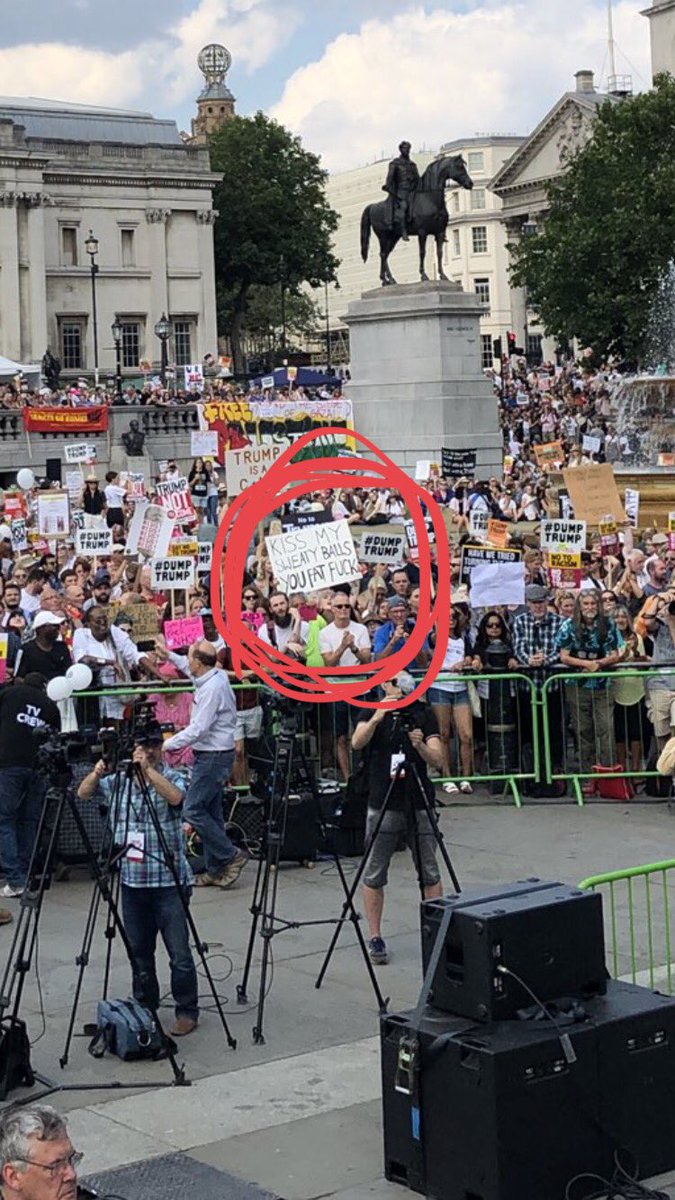 Look in the loop. #TrumpProtests <a href="/Aiannucci/">Armando Iannucci</a>