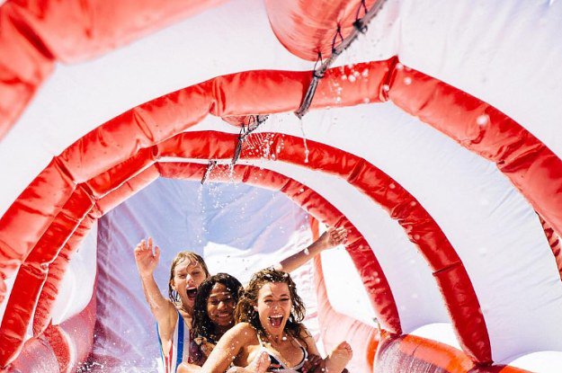 Tous nos conseils pour passer un 14 juillet mémorable
buzzfeed.com/jenniferpadjem…