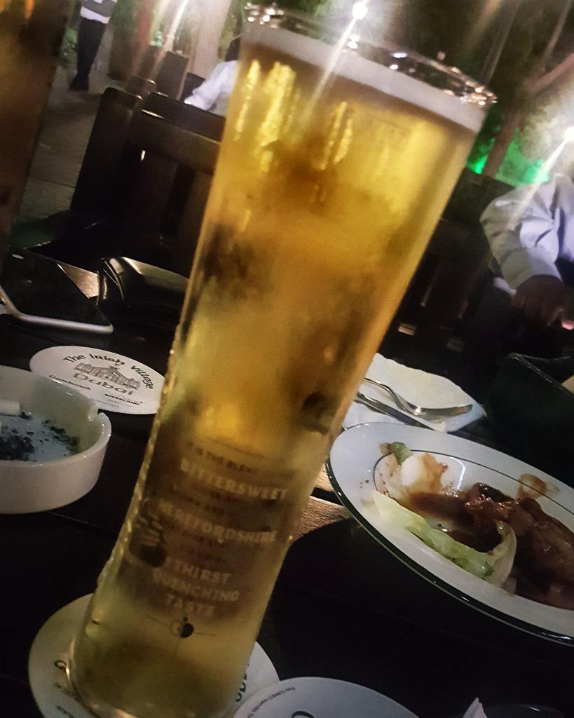 BeveragesClub's tweet photo. That chilled glass of cider on a warm Dubai evening. @Irishvillage #cider #beerlover #drinks #beer https://t.co/RTuzYbn830