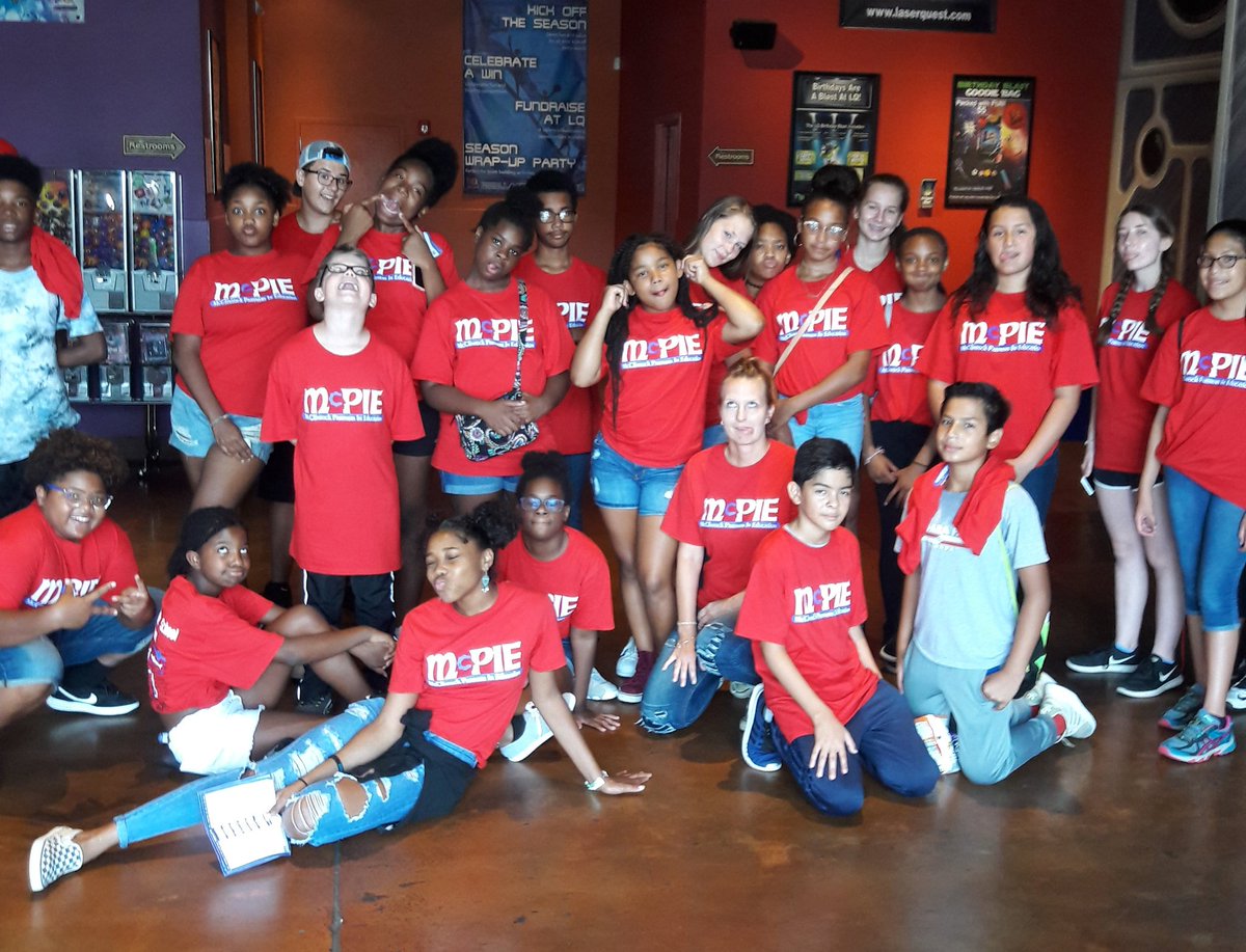 mightyscots's tweet photo. Great day learning about lasers and mazes @LaserQuest. Thank you @CLTMcPIE https://t.co/fimU5XgkHm